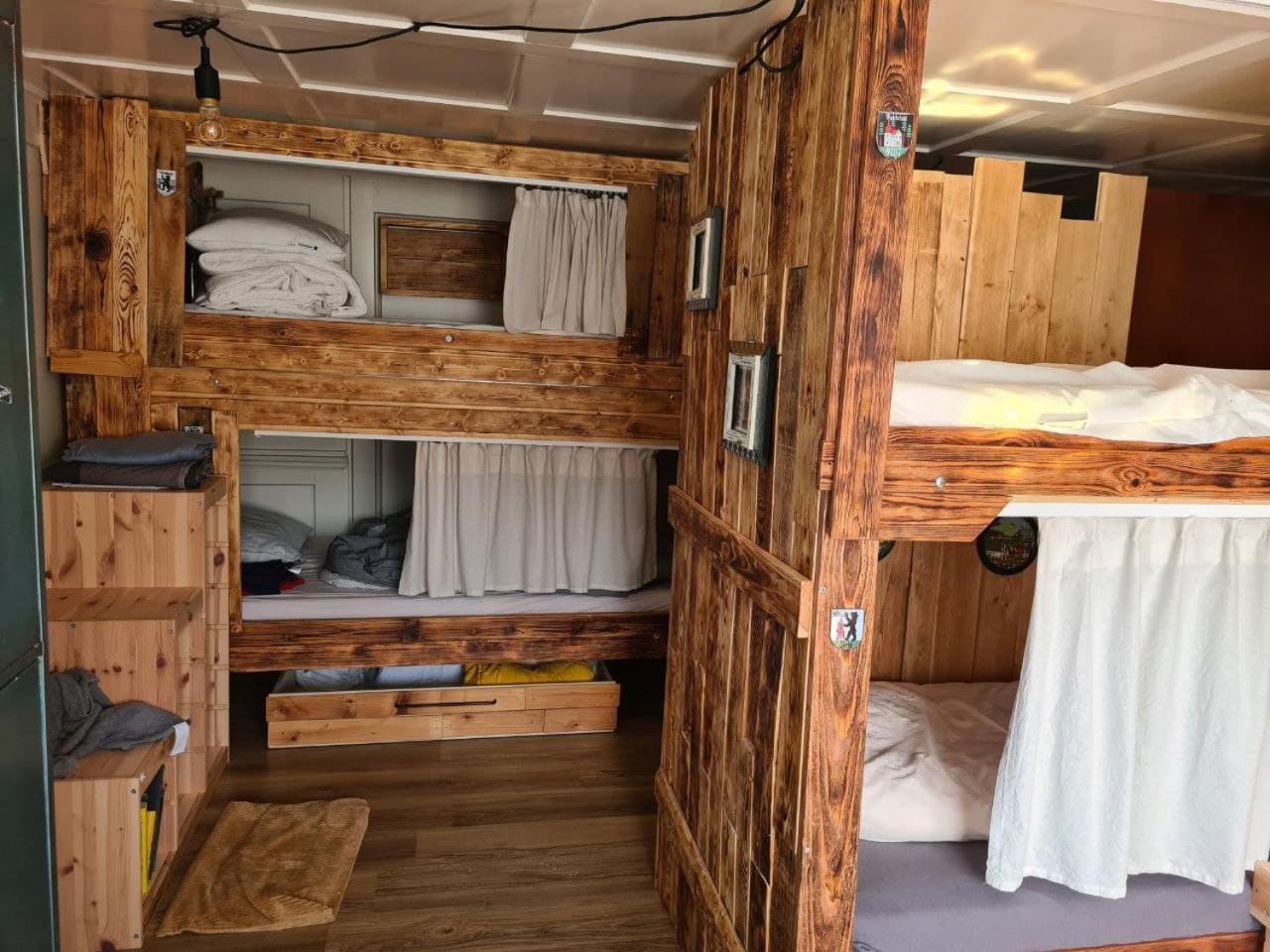 Backpacker Baeren Appartement Urnäsch Kamer foto